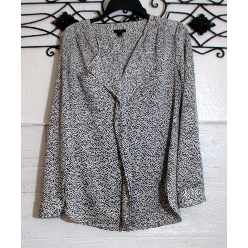 Ann Taylor Women's Top Size 2 Small Long Sleeve Black Geometric V Neck
